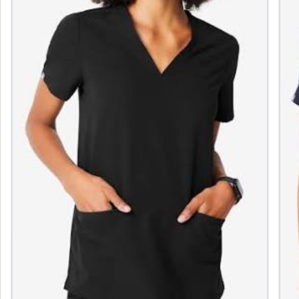 Figs women’s black casma scrub top